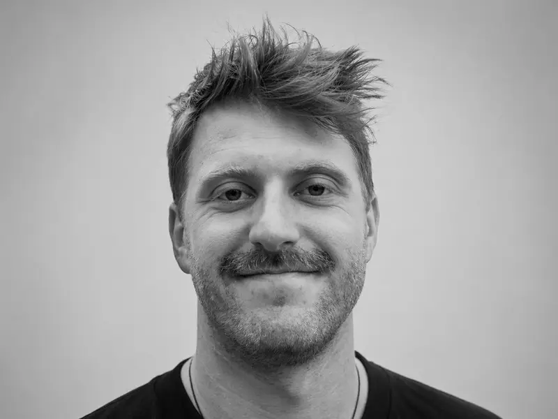 Portrait of Jordan Haskel, co-founder and CTO of Weeva.